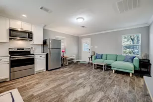 7206 Bayou Woods Dr Dr, Houston, TX 77088 - Photo 1