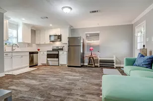 7206 Bayou Woods Dr Dr, Houston, TX 77088 - Photo 3