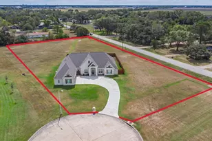 305 Champions Ct, El Campo, TX 77437 - Photo 47