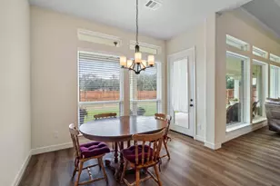305 Champions Ct, El Campo, TX 77437 - Photo 23