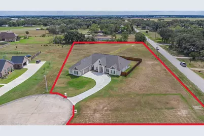 305 Champions Court, El Campo, TX 77437 - Photo 47