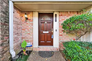 6351 Briar Rose Dr, Houston, TX 77057 - Photo 3