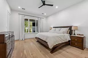 1030 Chamboard Ln, Houston, TX 77018 - Photo 27
