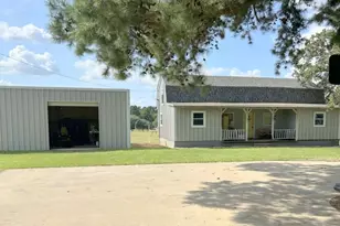 359 Salmon Lake Rd, Grapeland, TX 75844 - Photo 3