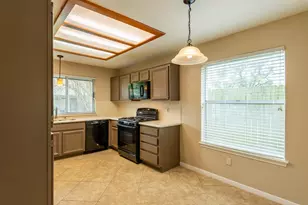 12034 Paddock Way, Houston, TX 77065 - Photo 7
