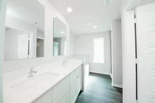 2110 Creole Crk Ln, Houston, TX 77090 - Photo 15
