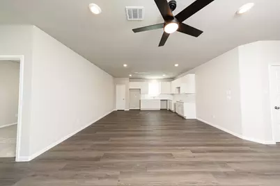 2110 Creole Creek Lane, Houston, TX 77090 - Photo 5