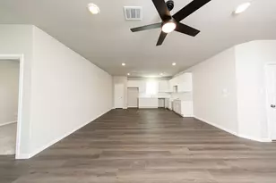 2110 Creole Crk Ln, Houston, TX 77090 - Photo 5