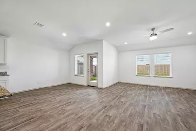 3505 Rockefeller Rd, Texas City, TX 77591 - Photo 5