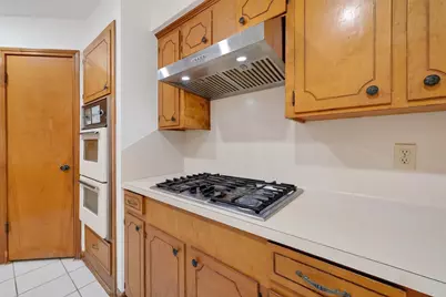 8219 Winding Meadow Court, Houston, TX 77040 - Photo 15