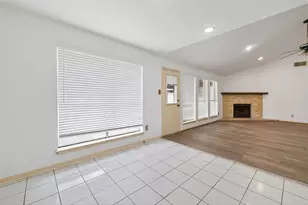 8219 Winding Meadow Ct, Houston, TX 77040 - Photo 13