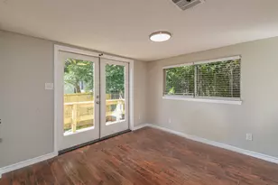 507 Sioux River Rd, Conroe, TX 77316 - Photo 15