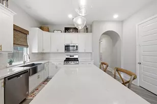 7030 Anacua Berry Circle, Katy, TX 77493 - Photo 9
