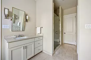 1202 Wynden Commons Ln, Houston, TX 77056 - Photo 23