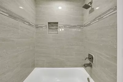 4732 Carmen Street #B, Houston, TX 77033 - Photo 15