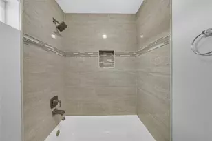 4732 Carmen St, Houston, TX 77033 - Photo 13