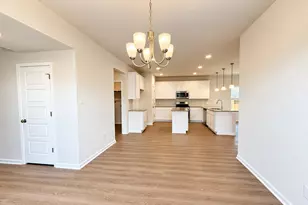 623 Woodhaven Lks Dr, La Marque, TX 77568 - Photo 3