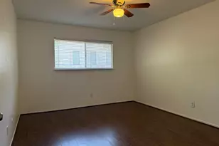 12925 Trail Hollow Dr, Houston, TX 77079 - Photo 19