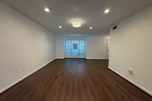 12925 Trail Hollow Dr, Houston, TX 77079 - Photo 5
