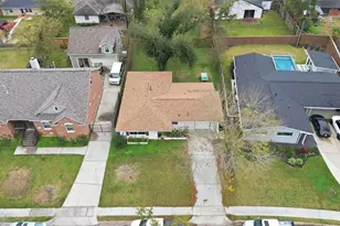 6023 Pineshade Ln, Houston, TX 77008 - Photo 13