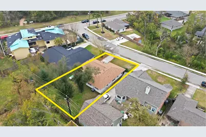 6023 Pineshade Lane, Houston, TX 77008 - Photo 1