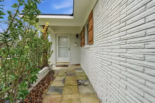 6023 Pineshade Ln, Houston, TX 77008 - Photo 3