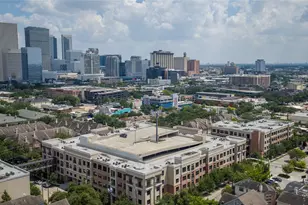 206 McGowen St, Houston, TX 77006 - Photo 15