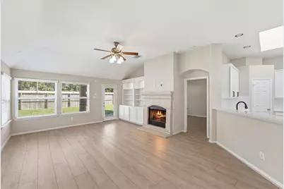 11422 English Rose Trail, Missouri City, TX 77459 - Photo 9