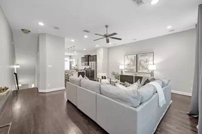 351 W 26th Street, Houston, TX 77008 - Photo 11