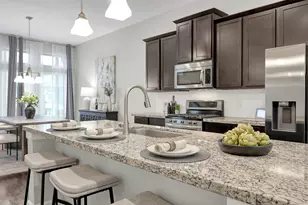 351 W 26th St, Houston, TX 77008 - Photo 17