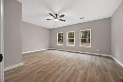 307 Grand View, Huntsville, TX 77340 - Photo 33