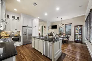 809 W 9th St, Houston, TX 77007 - Photo 11