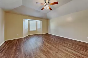 9031 Ferndale View Dr, Houston, TX 77064 - Photo 9