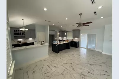 5715 Belarbor Street, Houston, TX 77033 - Photo 3