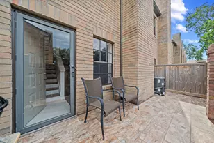 9850 Pagewood Ln, Houston, TX 77042 - Photo 23