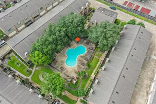 9850 Pagewood Ln, Houston, TX 77042 - Photo 31