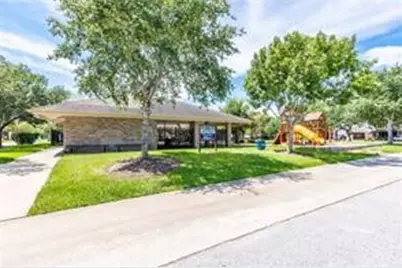 1835 Oak Ridge Drive, Kemah, TX 77565 - Photo 19