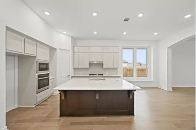 111 Silverbow Creek Way, Conroe, TX 77304 - Photo 3