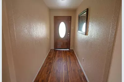 103 Sunflower Street, Lake Jackson, TX 77566 - Photo 3