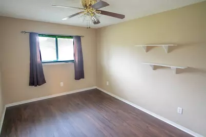 103 Sunflower Street, Lake Jackson, TX 77566 - Photo 17