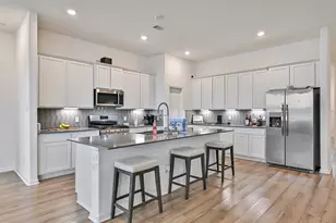 4827 Stoney Ter Trl, Baytown, TX 77521 - Photo 5
