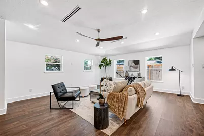 1338 Seaspray Court, Houston, TX 77008 - Photo 3