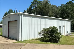 160 Black Forest Dr, Zavalla, TX 75980 - Photo 31