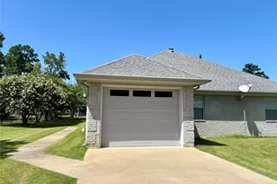 160 Black Forest Dr, Zavalla, TX 75980 - Photo 35