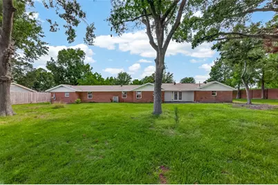 18219 Kings Lynn Street, Webster, TX 77058 - Photo 31