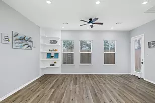 2720 Spence Rd, Houston, TX 77093 - Photo 15