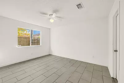 2415 Blackridge Road, Houston, TX 77067 - Photo 15