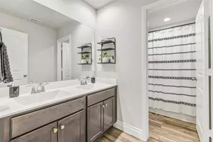 9239 Brunel Ln, Houston, TX 77044 - Photo 33