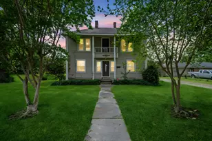 1005 W Clayton St, Dayton, TX 77535 - Photo 1