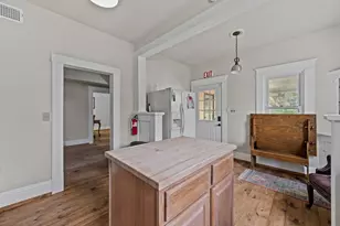 1005 W Clayton St, Dayton, TX 77535 - Photo 13